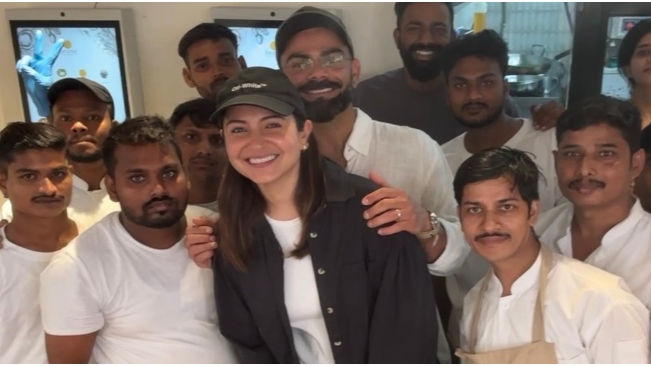 Anushka Sharma revives ‘childhood memories’ as she steps out for dosa date with hubby Virat Kohli in Mumbai; don’t miss happy PICS