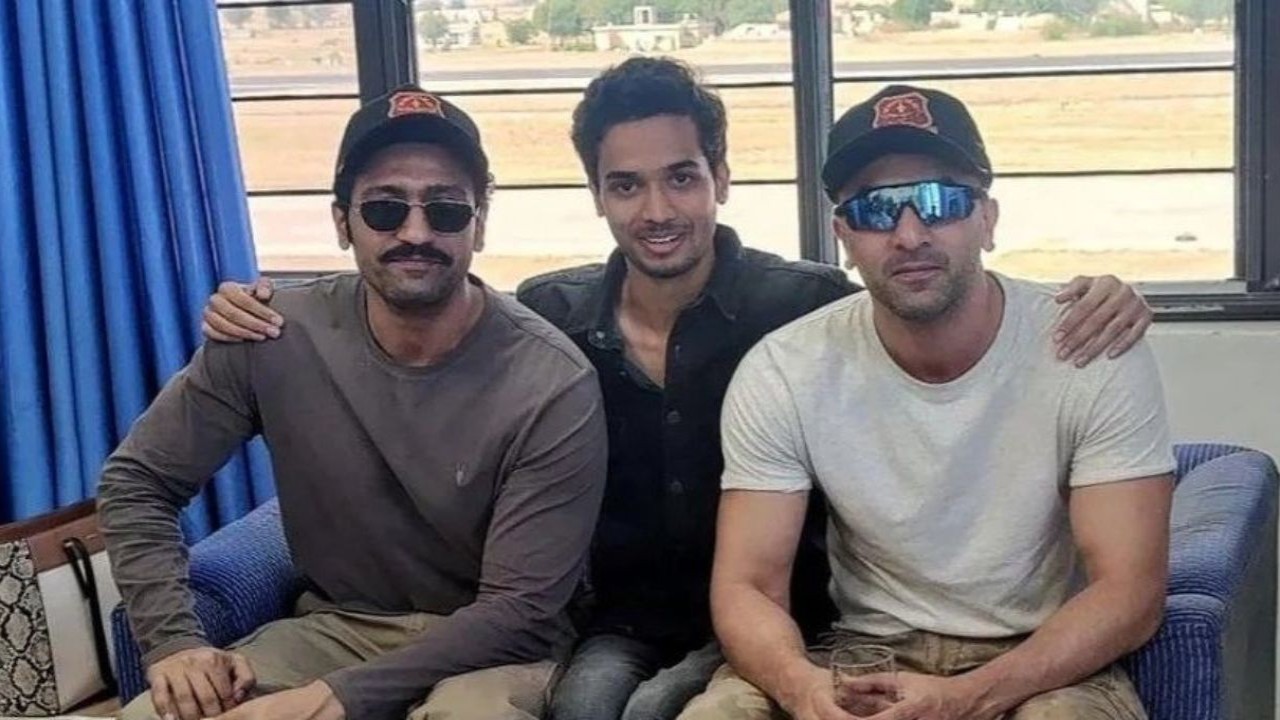 Ranbir Kapoor, Vicky Kaushal in one frame look dashing as their PIC from recent Rajasthan trip for Love & War goes VIRAL