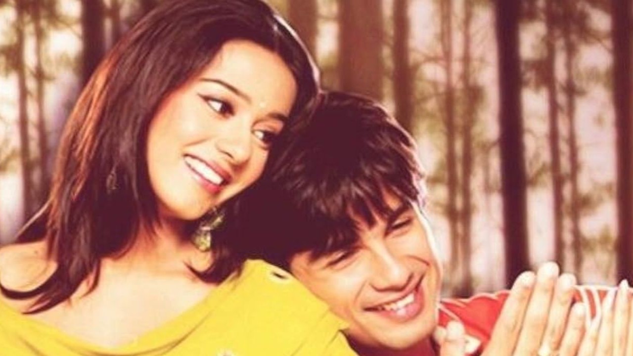 4 Shahid Kapoor and Amrita Rao movies that showcase different shades of love