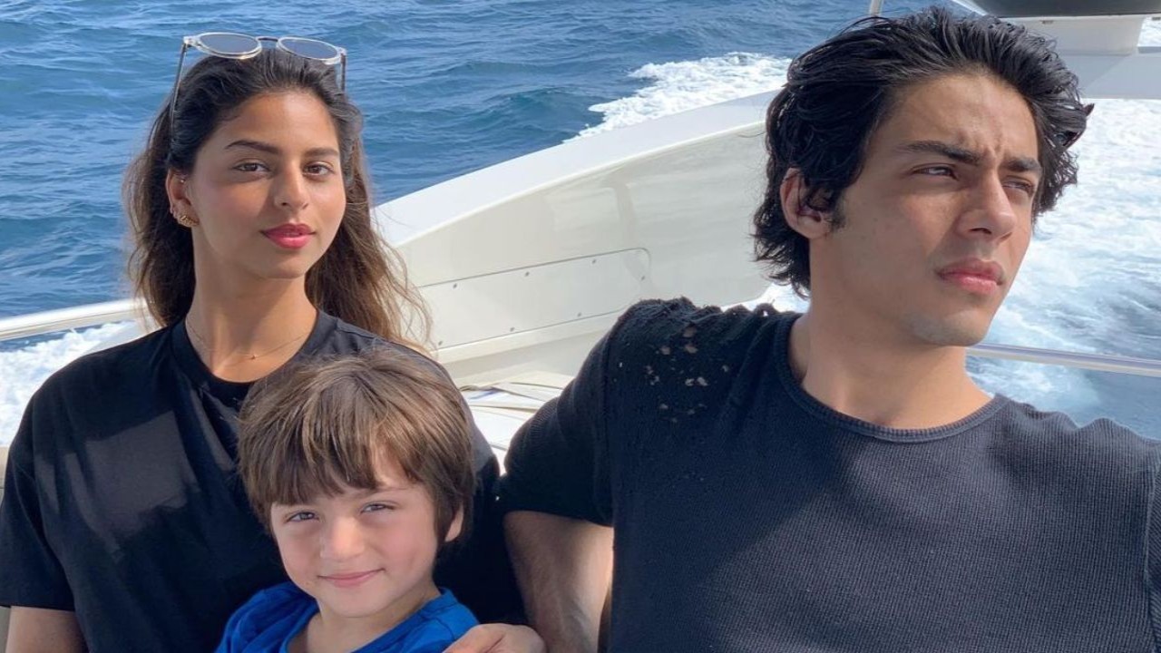 Suhana teases brother Aryan as his directorial debut gets officially announced; Don't miss