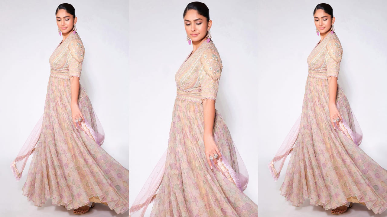 5 best Mrunal Thakur-inspired looks that prove Anarkali is back in trend and can be the perfect wedding guest outfit