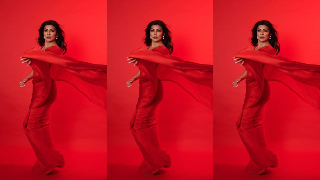 Sushmita Sen in red saree is more than just a look; it’s pure nostalgia and will make you start singing Tumhe Jo Maine Dekha