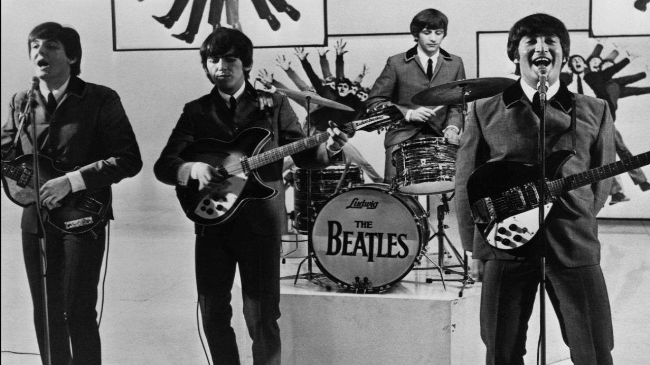 «The Beatles Now and then» вписала историю «Грэмми» в историю как первая песня с искусственным интеллектом, получившая номинации; Реакция фанатов