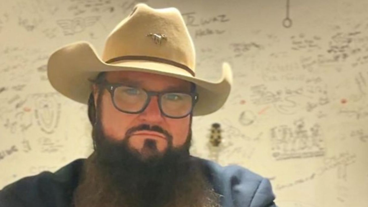 Sundance Head shot in stomach