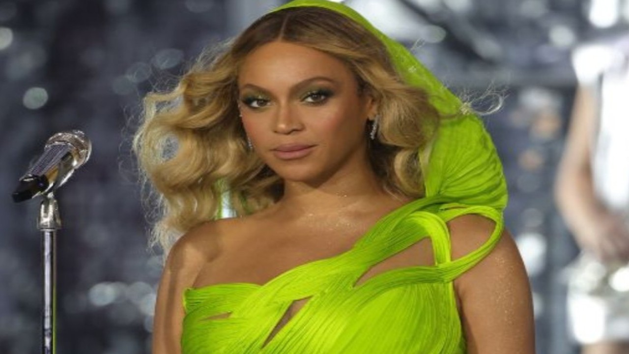 Beyoncé to Headline Halftime of Ravens-Texans NFL Christmas Gameday on Netflix; Details...