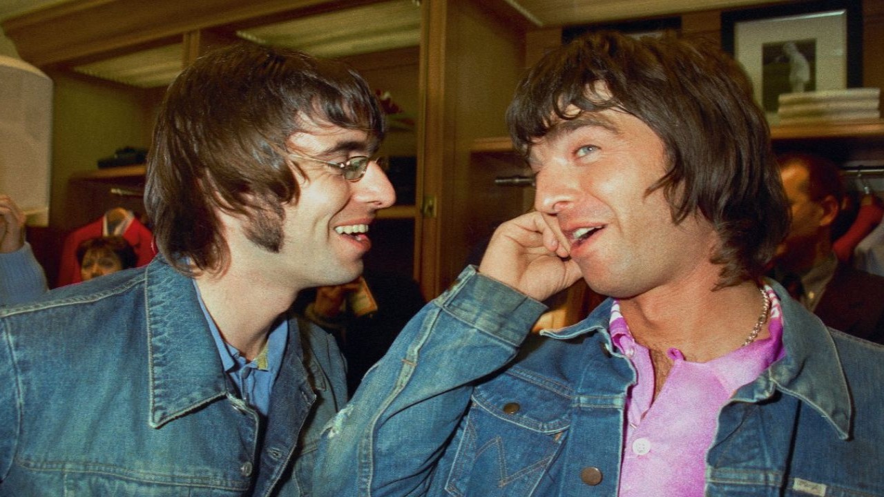 Noel Gallagher Reportedly Working on New Music for Oasis Reunion Tour; Liam Gallagher Y...