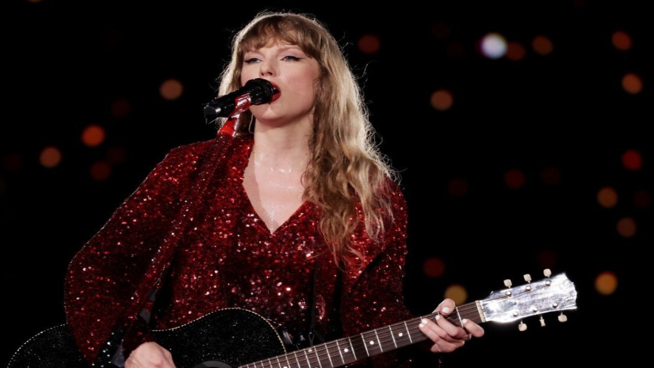 Taylor Swift Came Up with the Idea for ‘Ambitious’ Eras Tour While Working on THIS Album, Pop Star Reveals in New Book