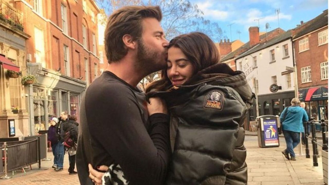 Kivanc Tatlitug and his wife