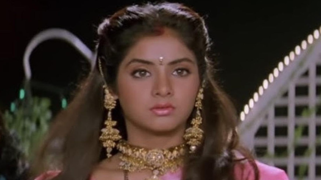 Guddi Maruti reveals CHILLING details of Divya Bharti's death, says actress 'bent down' from 5th floor and Neeta Lulla 'saw her fall'