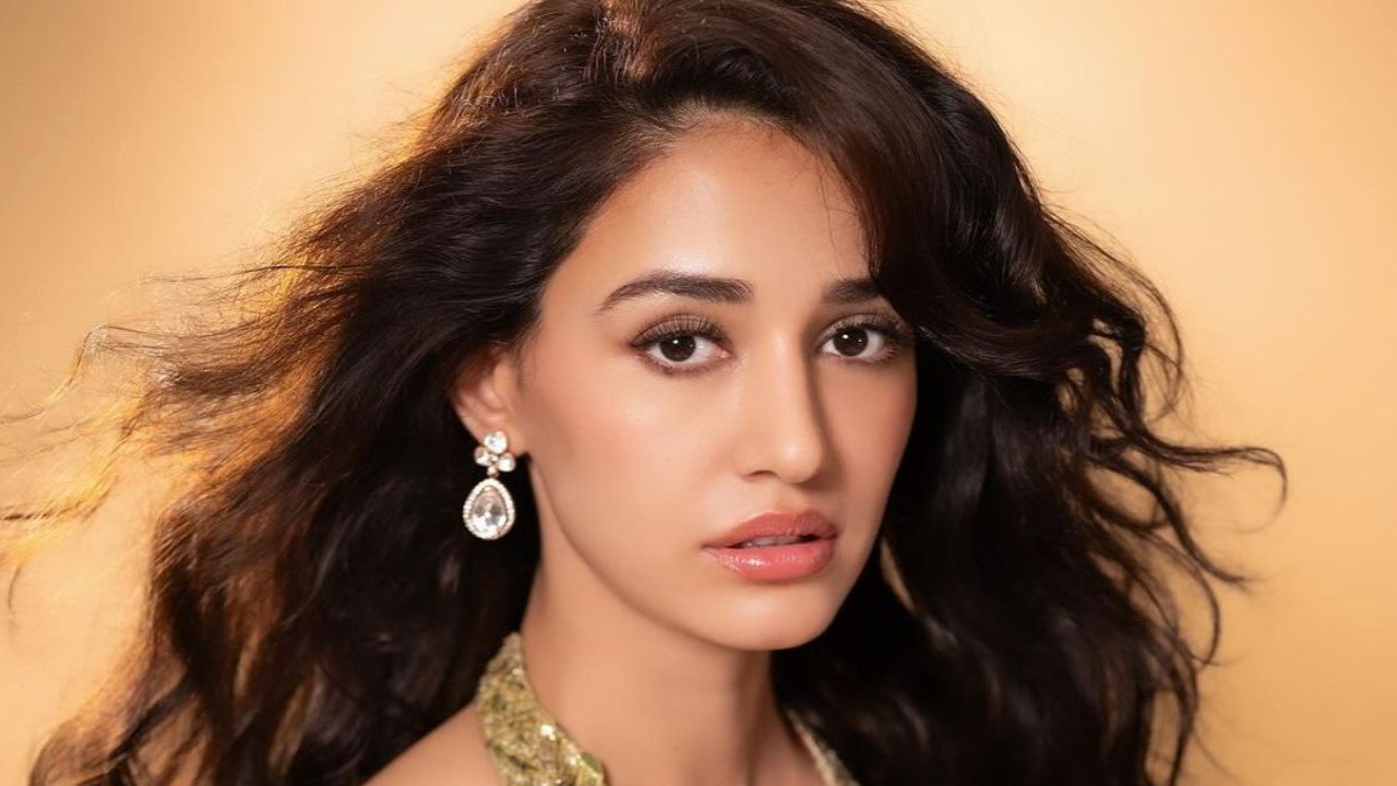 Disha Patani's father gets duped of Rs 25 lakh by fraudsters with fake Government post promise; FIR filed