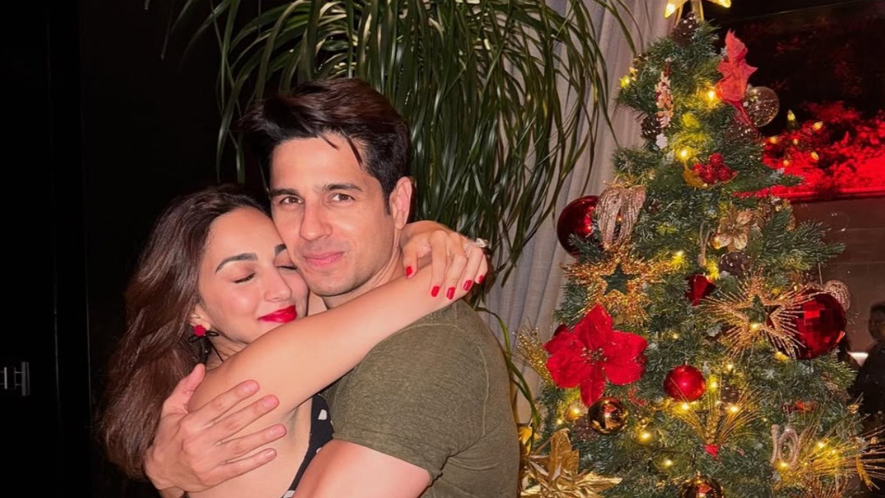 Kiara Advani-Sidharth Malhotra's Christmas celebration screams love; don't miss their PIC