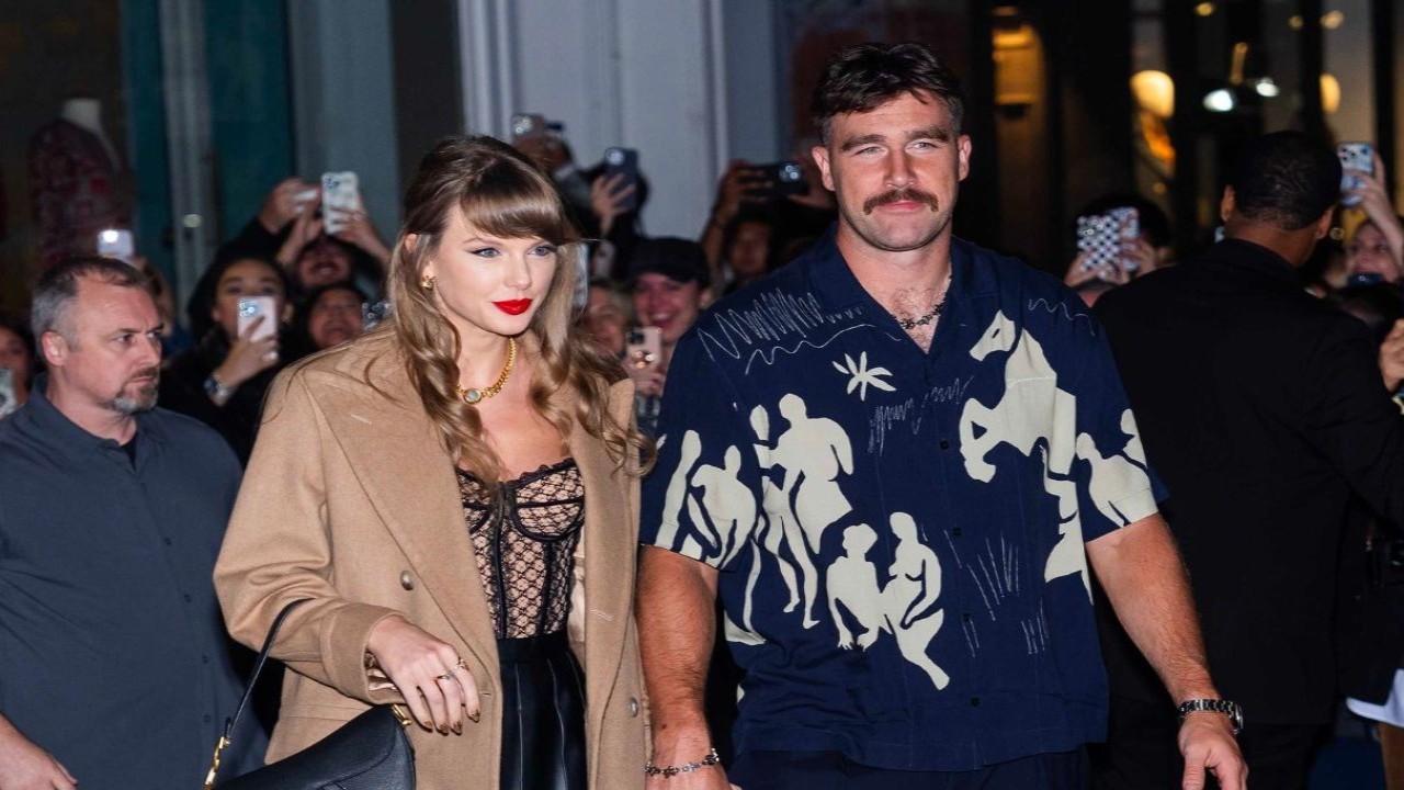 Taylor Swift Was 'Blown Away' by Travis Kelce's Surprise Eras Tour Wrap Party; Source R...