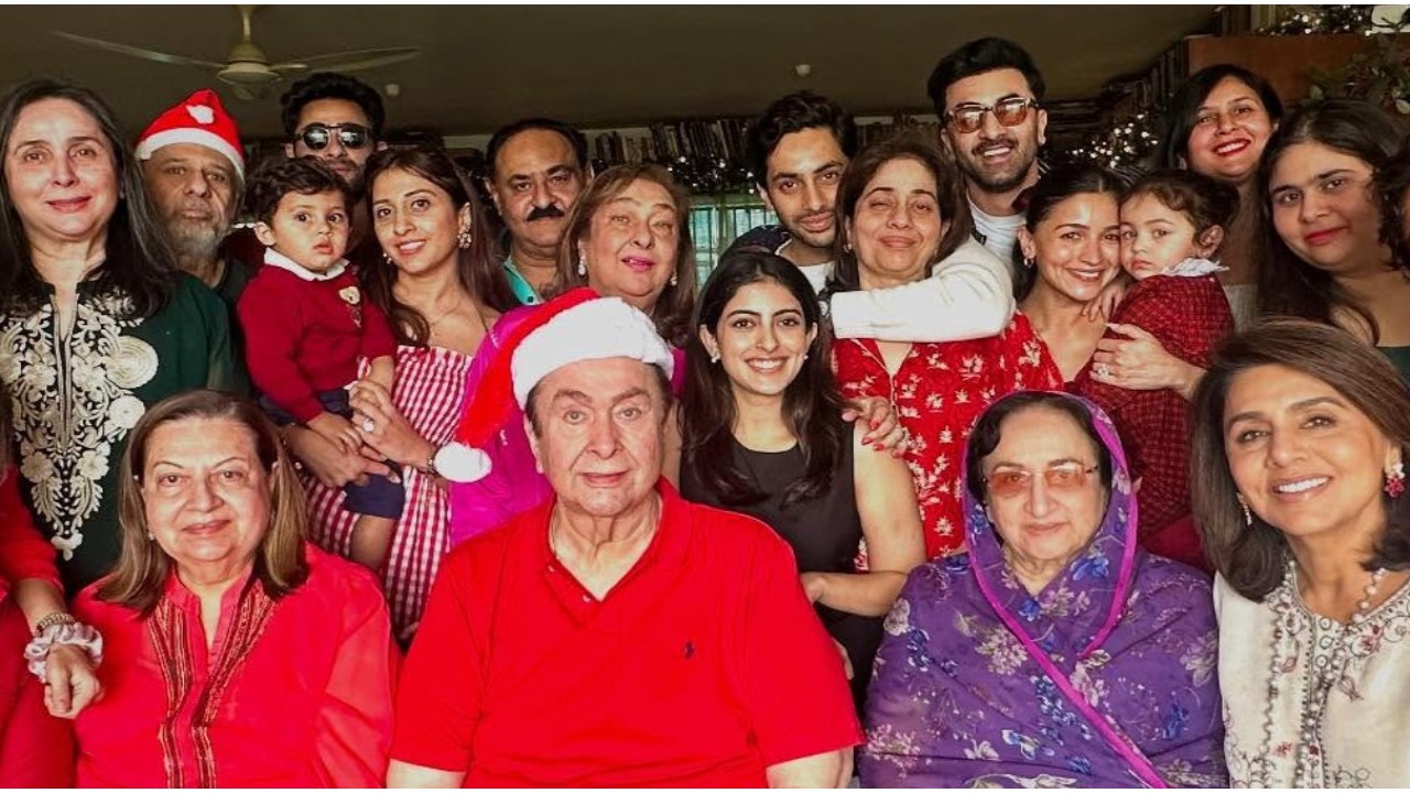 INSIDE Kapoor family's Christmas lunch ft. Alia-Ranbir, Raha, Neetu, Navya, Agastya & more