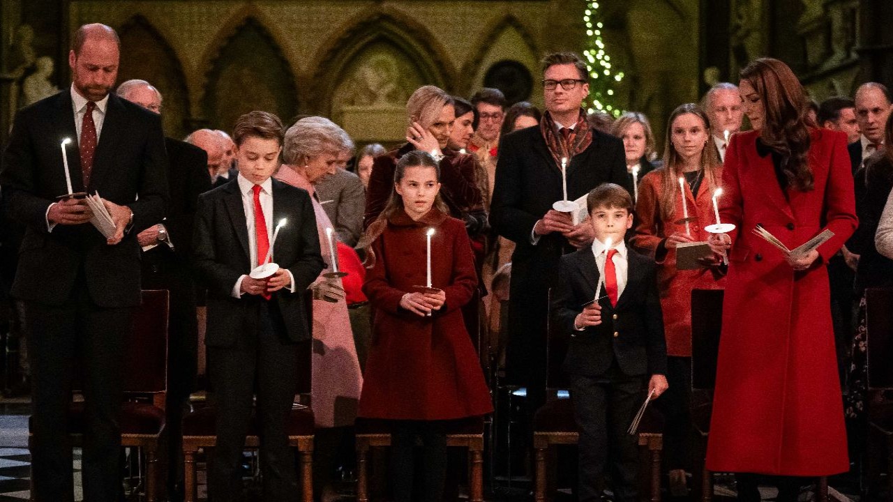 Prince Louis' Heartwarming Note to His Grandparents Steals Spotlight at Kate Middleton's 2024 Christmas Carol; READ What it Said