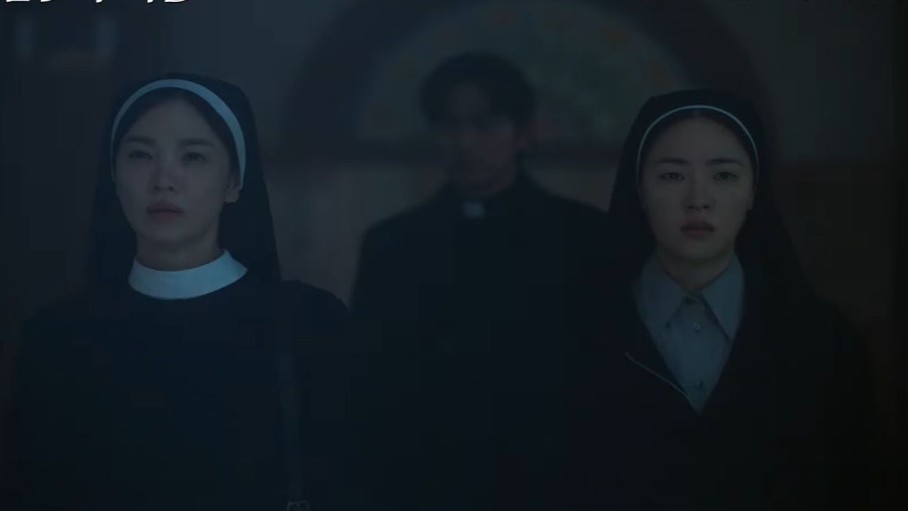 Song Hye Kyo and Jeon Yeo Been still from Dark Nuns teaser