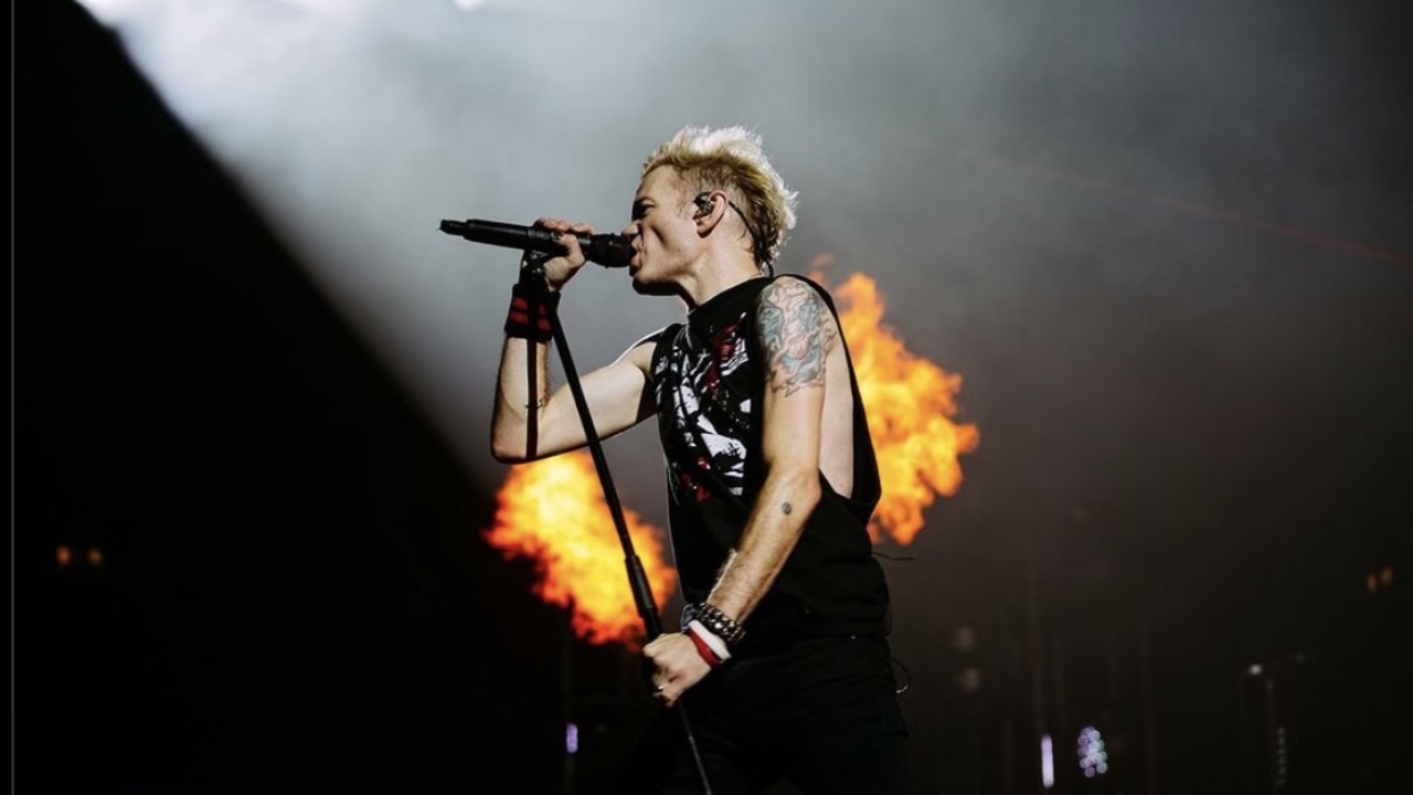 Sum 41 Cancels Australian Tour After Deryck Whibley’s Hospitalization