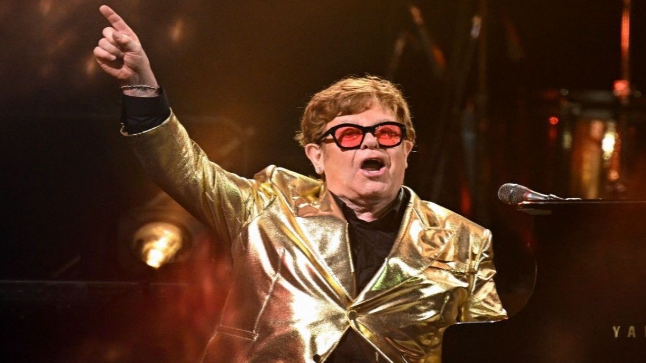 Elton John (CC: Getty images)