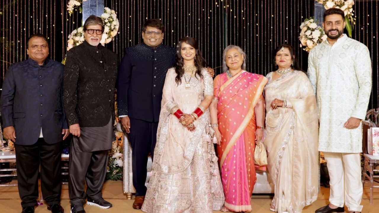 Abhishek Bachchan is all smiles as he attends wedding with parents Amitabh-Jaya; see PIC