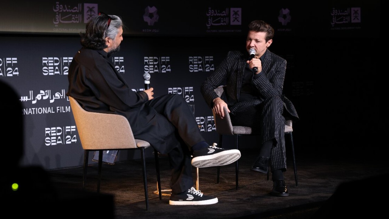 Pinkvilla At RSIFF: Jeremy Renner Picks Out His Favorite Memory From The Avengers Set; Says ‘It Was Like A Halloween Party’