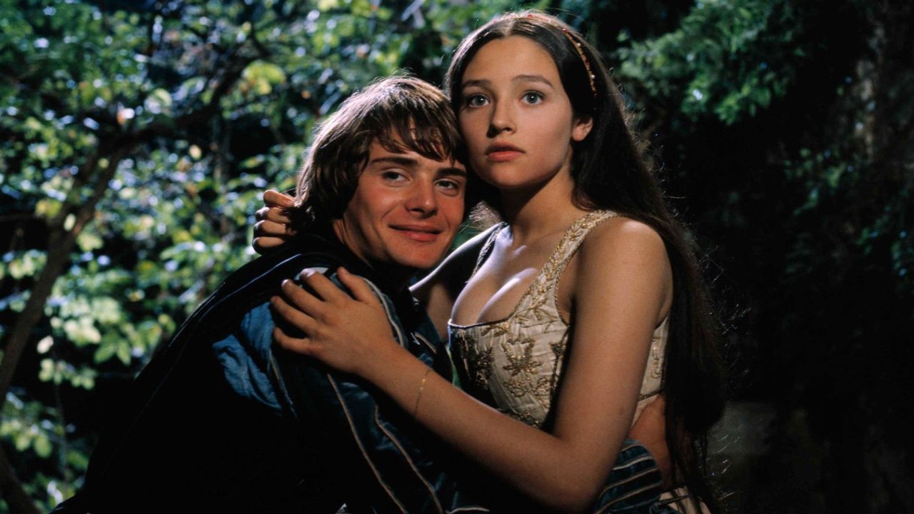 Olivia Hussey and Leonard Whiting in Romeo and Juliet circa 1968 via Getty Images