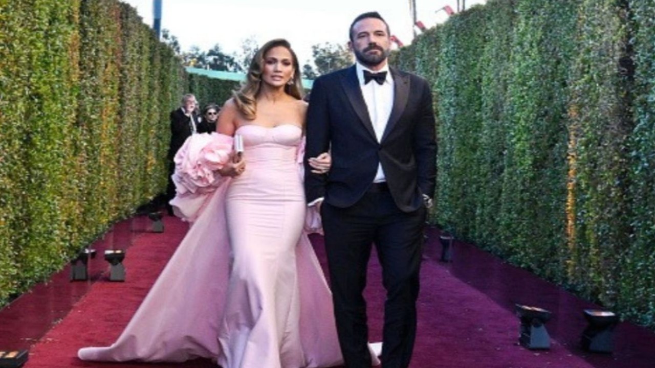 Ben Affleck Gifts THIS Item To Estranged Wife Jennifer Lopez On Christmas; Details Inside