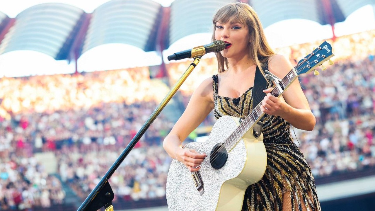 Taylor Swift Bids Farewell to Eras Tour Using 9 Heartfelt Words From One Of Her Fan-Fav...