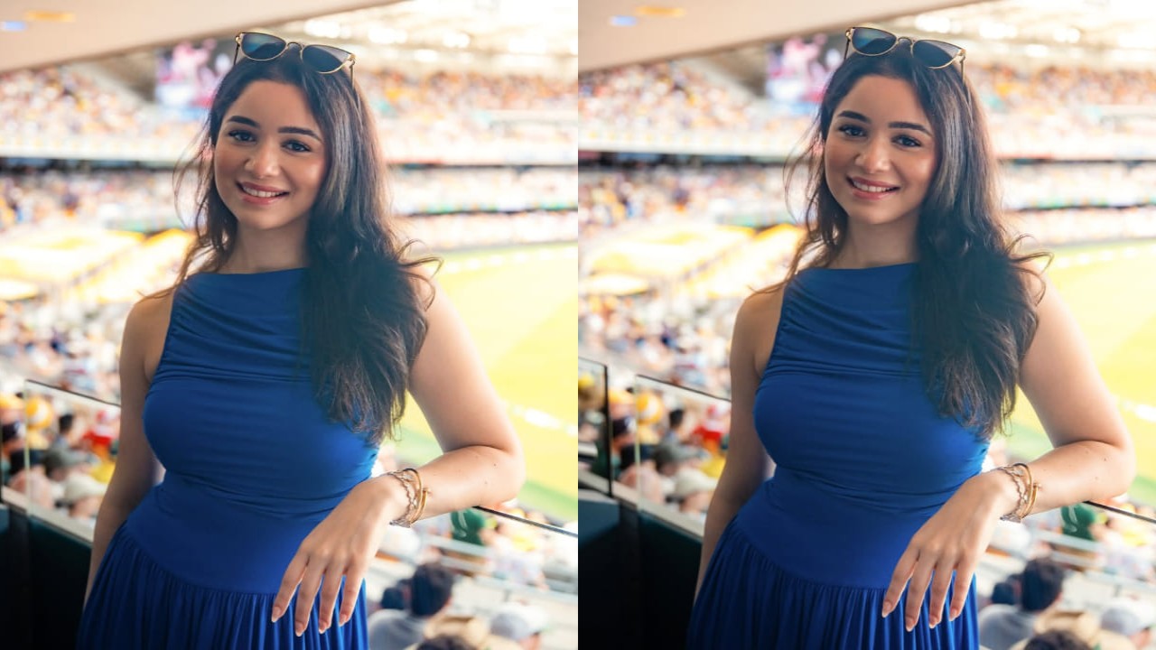 Sara Tendulkar declares blue as the color of the season with her stylish maxi dress