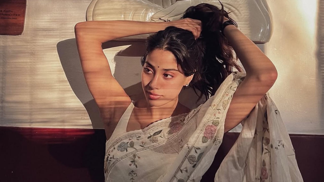 Janhvi Kapoor explores Kerala, exuding girl-next-door charm in white floral print saree