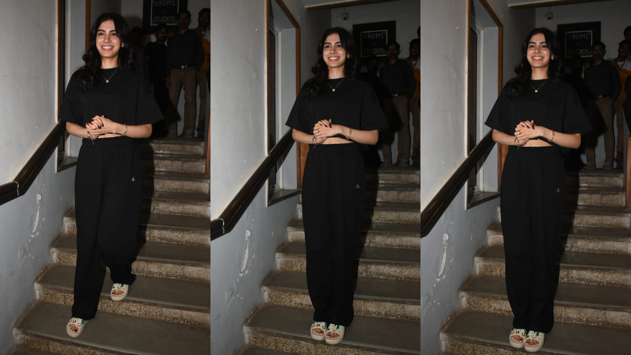 Khushi Kapoor prioritizes comfort and rocks her everyday look in oversized black crop top and track pants