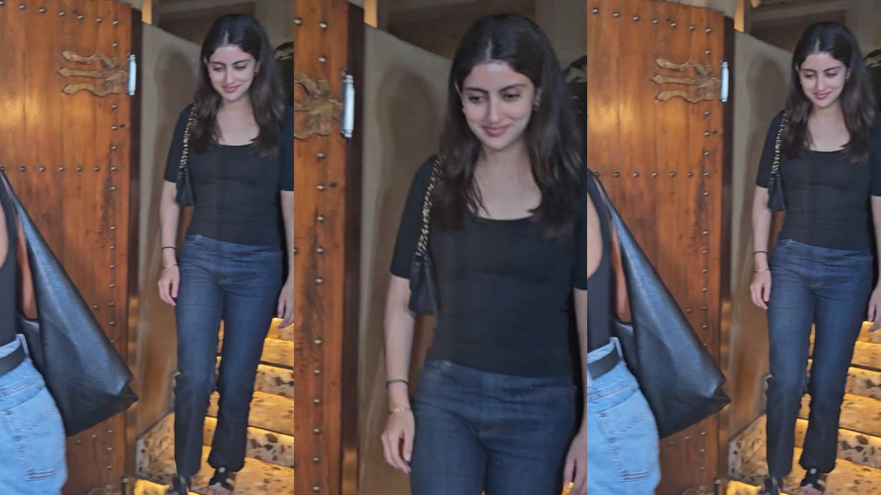 BFFs Ananya Panday and Navya Nanda nail the casual look in t-shirts and jeans, turning simplicity into style statement 