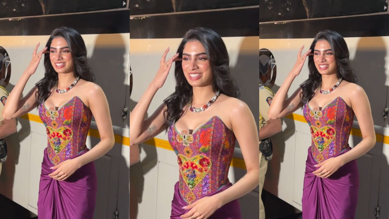 Khushi Kapoor just set traditional fashion bar high as she pairs her custom Torani corset with draped skirt 