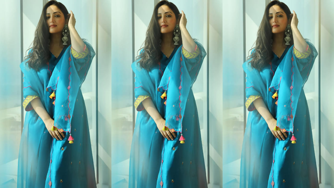 Yami Gautam looks oh-so mesmerizing in her traditional blue organza kurta set paired with statement earrings