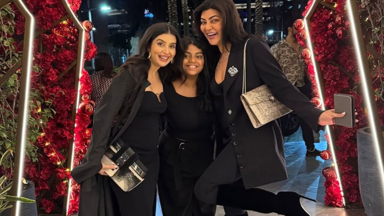 Charu Asopa, Sushmita Sen