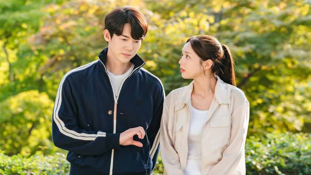 Yoo Yeon Seok and Chae Soo Bin stills: Netflix