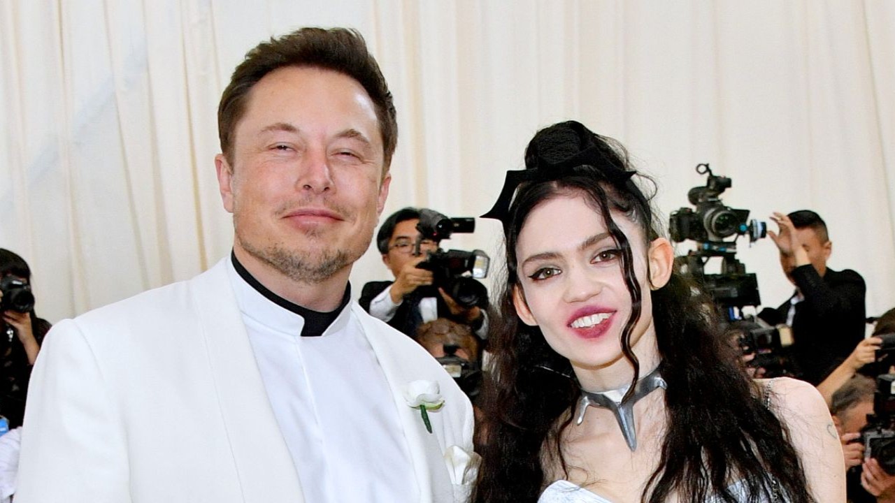 Grimes Publicly Calls Out Elon Musk