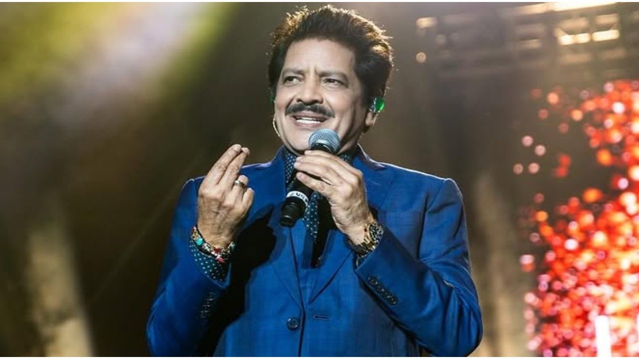 Pic Courtesy: Akhilesh Ganatra. Udit Narayan Instagram