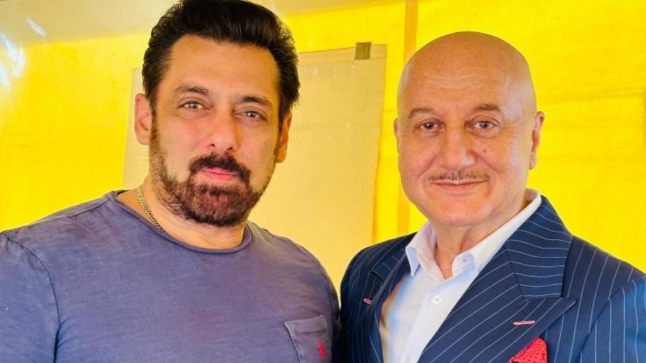 Anupam Kher gets emotional as he remembers ‘saalo ki dosti’ with Salman