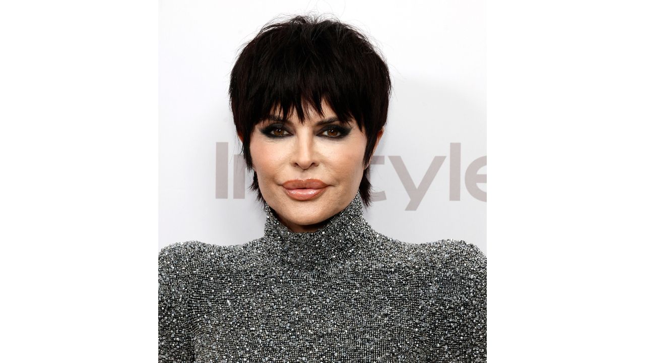 Lisa Rinna’s Plastic Surgery Transformation