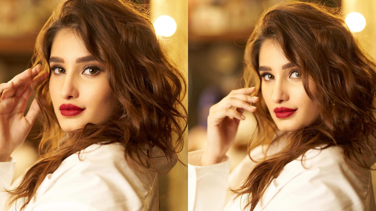  Rasha Thadani’s 5 step makeup guide on how to pull off red lipstick for the perfect party look