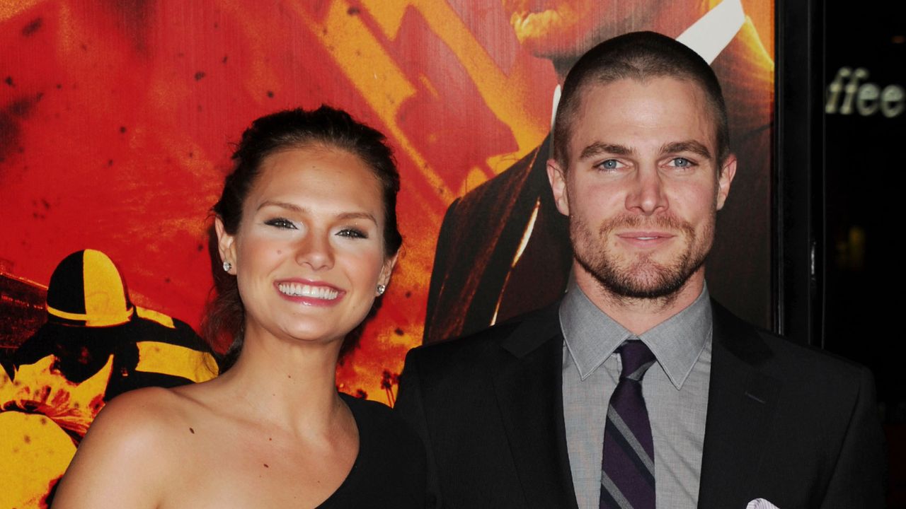 Stephen Amell and Cassandra Jean Amell (Getty)