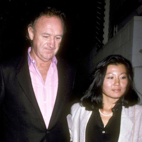 Gene Hackman and Betsy Arakawa [Image via Getty Images]