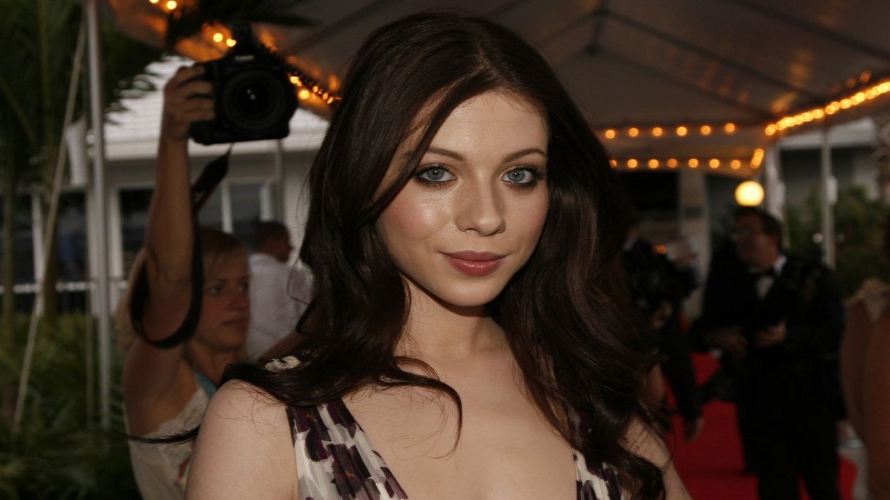 What was Michelle Trachtenberg's last post?