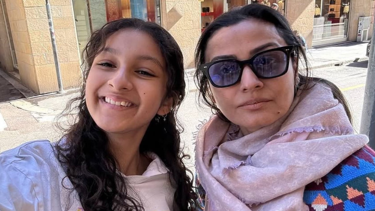 Thursday Throwback: Namrata Shirodkar shares heartwarming VIDEO with daughter Sitara