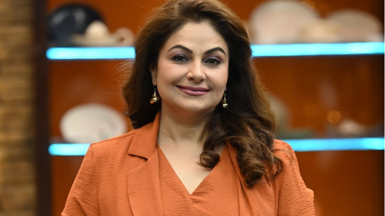 Ayesha Jhulka