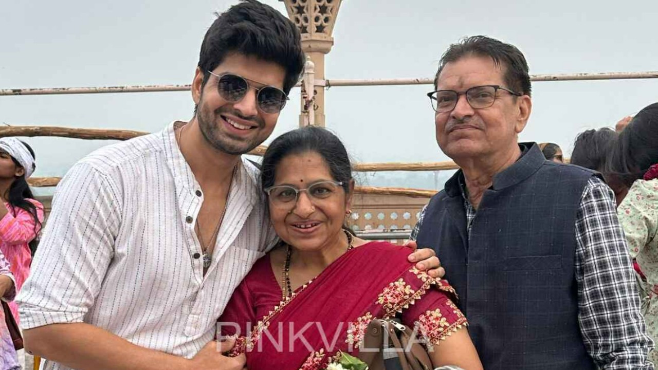 Hitesh Bharadwaj with his parents