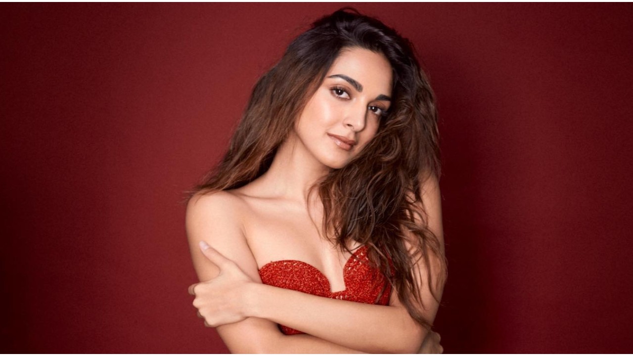 Mom-to-be Kiara Advani adores her furry companions in new PIC; her pregnancy glow is unmissable