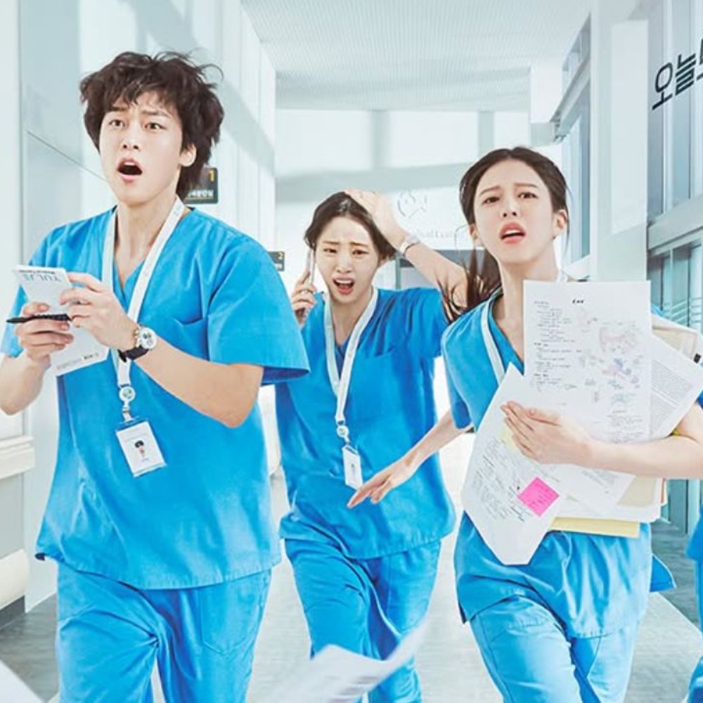 Go Youn Jung, Shin Shi Ah, Han Ye Ji, and Kang You Seok navigate ER chaos and personal struggles in Resident Playbook; watch preview ahead of April premiere