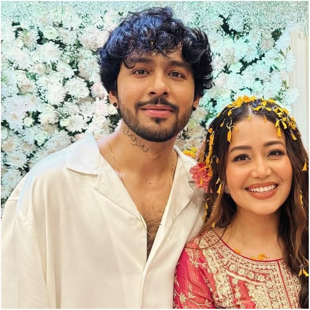 Neha Kakkar’s brother Tony shares cryptic post after she faces backlash for arriving late at Melbourne concert; fans connect dots