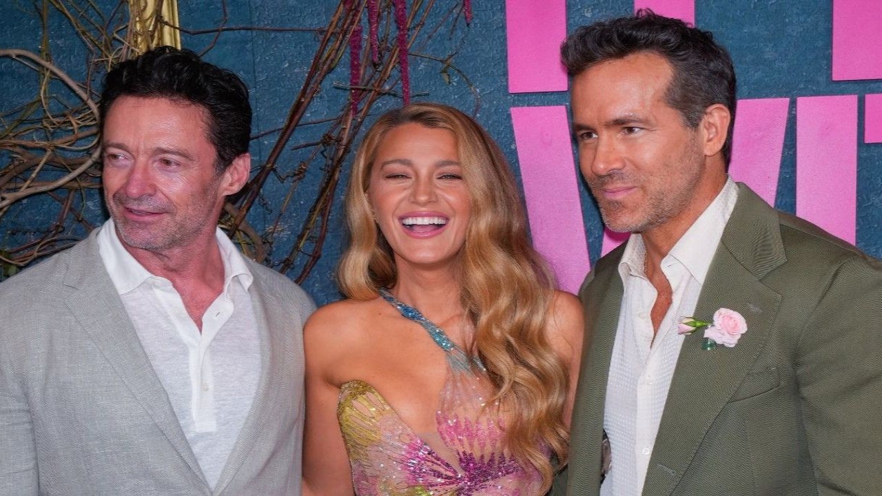 Hugh Jackman, Blake Lively and Ryan Reynolds (CC: Getty images)