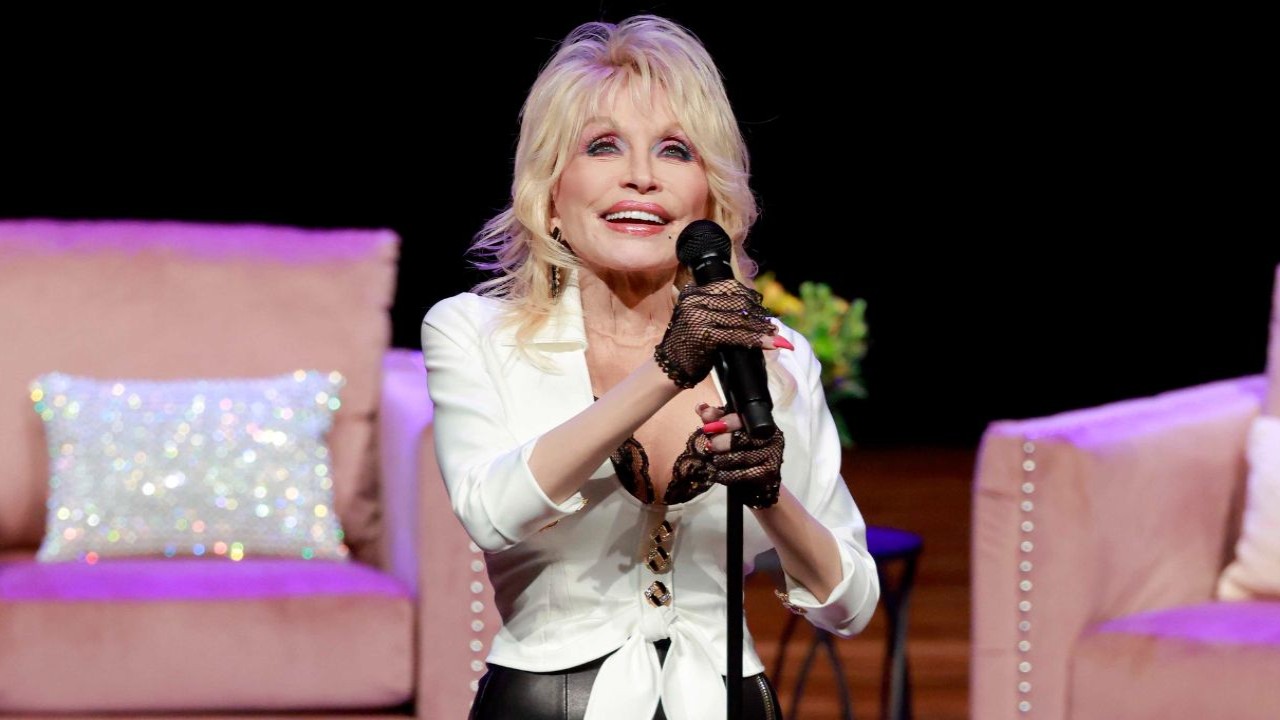 Dolly Parton about tribute paid to her late husband, Carl Dean. 